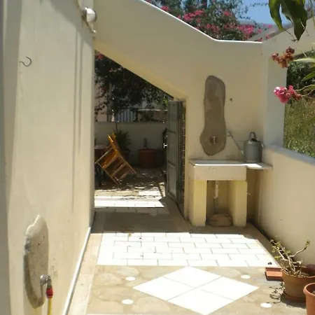 Traditional And Spacious House * Ándros