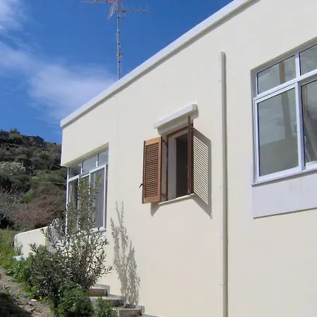 Apartment Traditional And Spacious House Andros Town